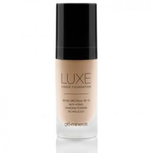 luxe liquid foundation naturelle
